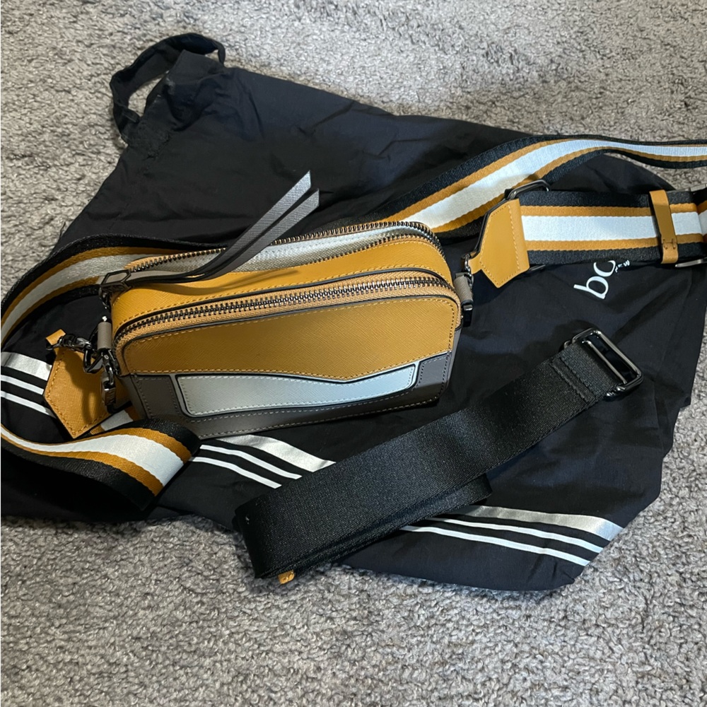 Botkier Truffle Colorblock Cobble Hill Fanny Pack - image 6